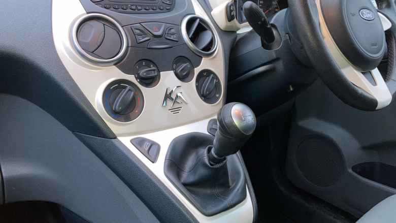 Ford Ka 1.2 Zetec 3dr [Start Stop] Petrol Hatchback